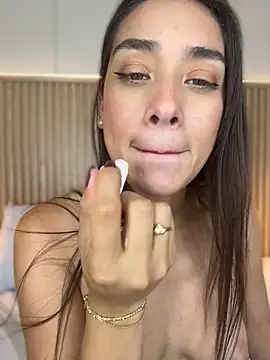 NahimiThompsonn Live XXX chat