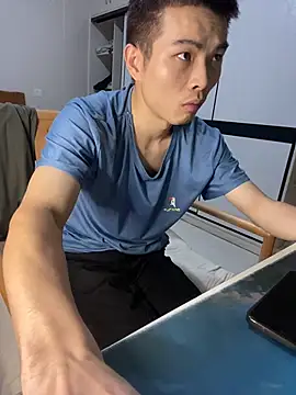 gutou001 在線直播表演