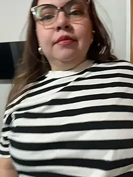 Chat XXX en directo de Just_caroline