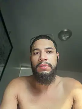 XXX chat uživo modela chamelit00