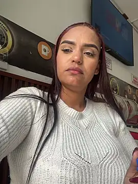 Sara-77 Chat XXX live