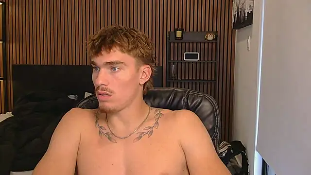 TheNicoRyder Chat XXX in diretta