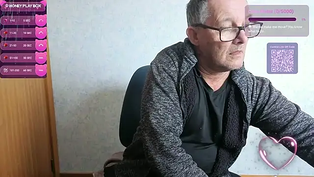 Živý XXX chat daddy_man