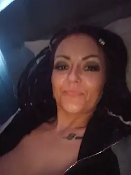 MyManCave live XXX chat