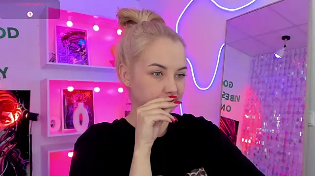 StephanieSweetyn Live XXX chat