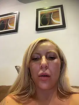 Juuhschmitt লাইভ XXX চ্যাট