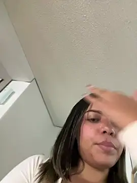 AdaPink_'s Live XXX Chat