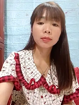 AmyLinee01 现场XXX聊天