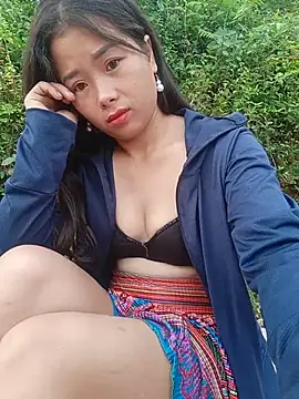 Chat +18 de HeresThuy22 ao vivo