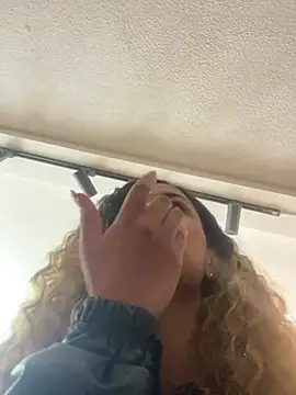 Chat +18 de AngelPinkk_ ao vivo