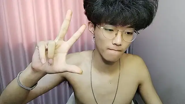 wssoo11's Live XXX Chat