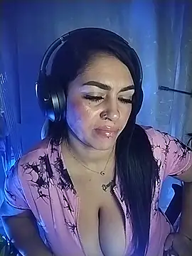 Chat XXX Live chelaqueen_
