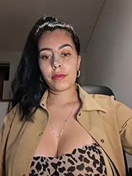 Luianna Chat XXX live