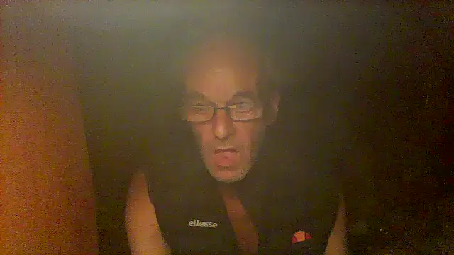nice6incs élő XXX-chatje