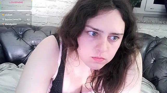 Hellen_Miller__'s Live XXX Chat
