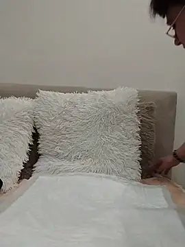 SalientClean 라이브 XXX 채팅