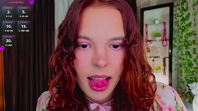 PollyHiller1's Live XXX Chat