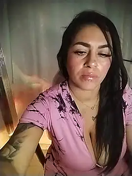 chelaqueen_'s Live XXX Chat