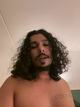 daddyvibes Adlı Modelin Canlı XXX Sohbeti
