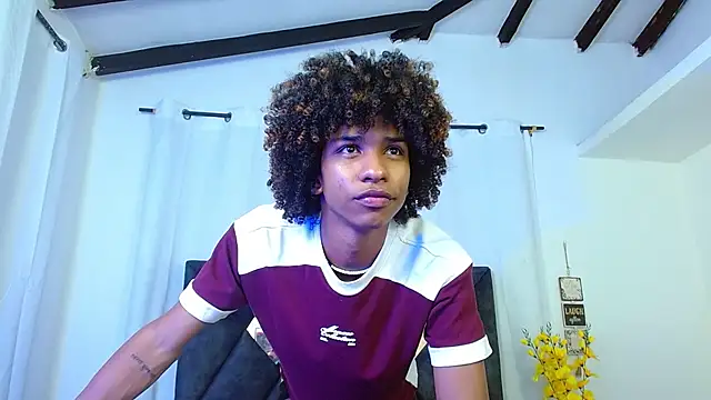 Show de webcam de angelll18_