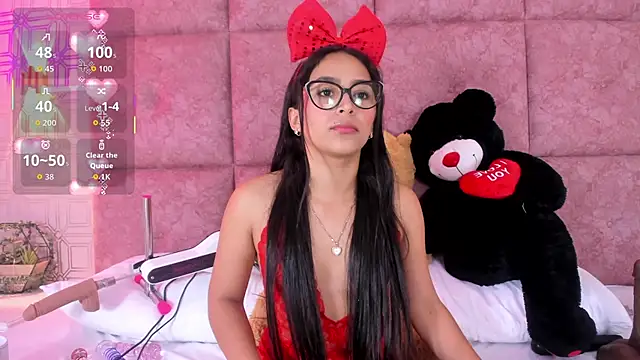 AmyStar1 Chat XXX in diretta