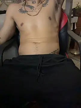 AlphaMasterXxx লাইভ XXX চ্যাট