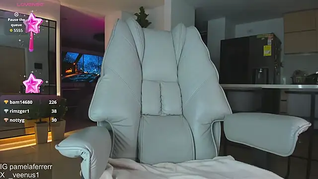 Chat +18 de _veenus ao vivo