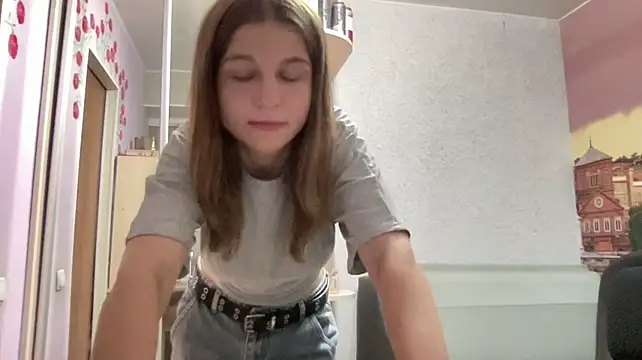 HwaTrippel's Live XXX Chat
