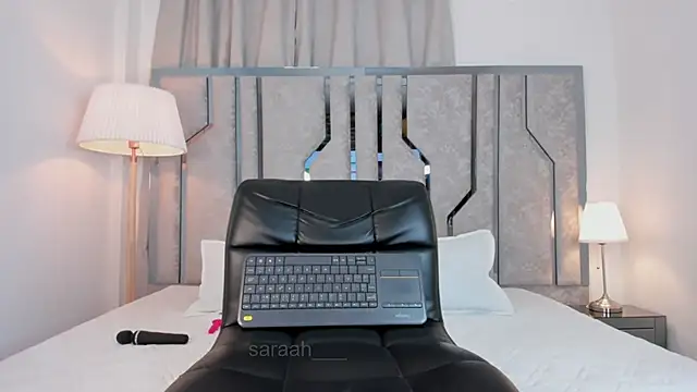 Živý XXX chat _Saraah