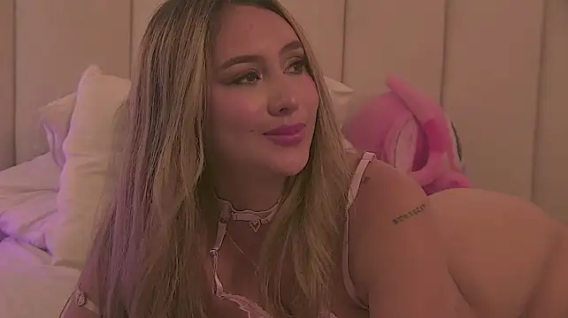Chat XXX ao vivo de SamanthaVega_