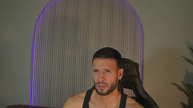 Jacob_Benelli Show Webcam