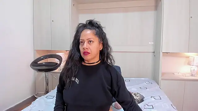 AllieBennet élő XXX-chatje