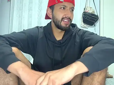 thomass1018's Live XXX Chat
