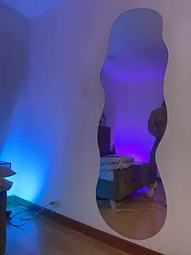 XXX chat uživo modela Chris_Clarck