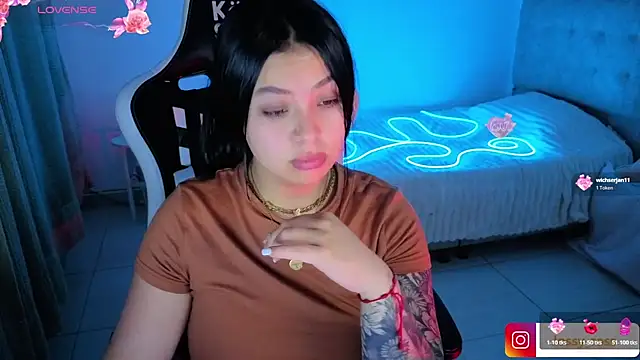Victoryyy_n Live XXX chat