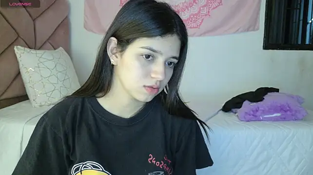 צ'אט XXX בשידור חי של eva_sin18