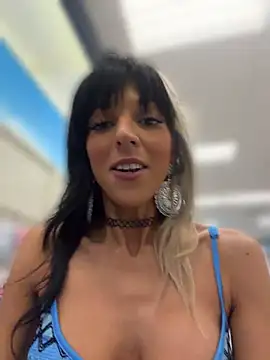 צ'אט XXX בשידור חי של lil_jiggly