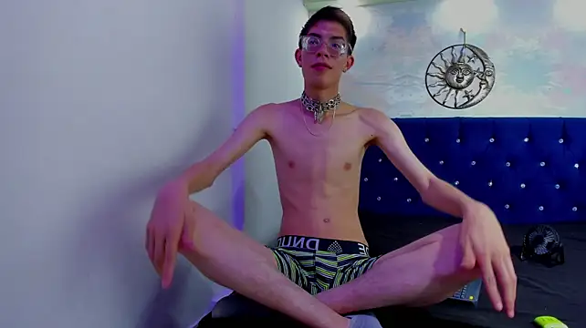 LianFerrer1's Live XXX Chat