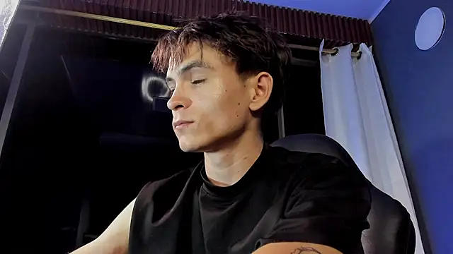 ren_flex Chat XXX in diretta