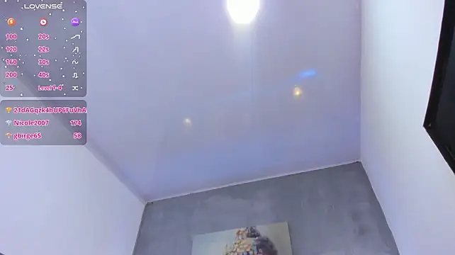 emma_fox84 Chat XXX in diretta