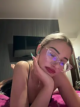 Melissa_Baddie Chat XXX live