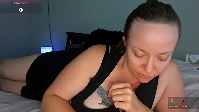 julimonroe Adlı Modelin Canlı XXX Sohbeti