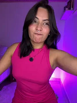 Chat +18 de NandaVixen ao vivo