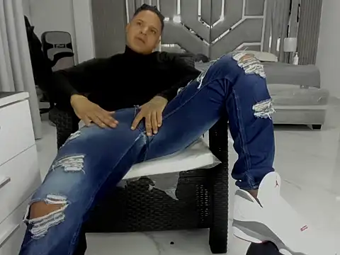master_leather Chat XXX live