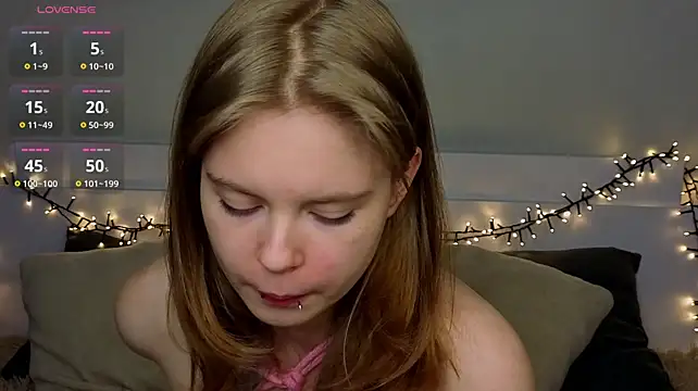 צ'אט XXX בשידור חי של JulietteRain