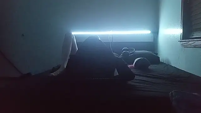 XXX chat uživo modela stoner_420