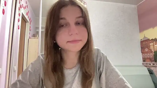 HwaTrippel's Live XXX Chat
