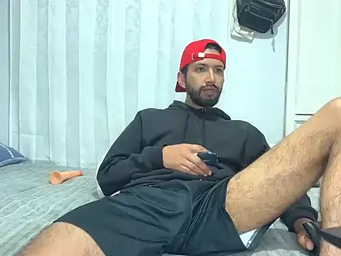 thomass1018 Show in webcam