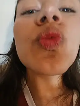 Danni_shy live XXX chat