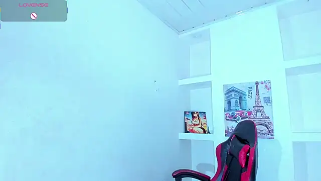 XXX chat uživo modela kittymiauu444